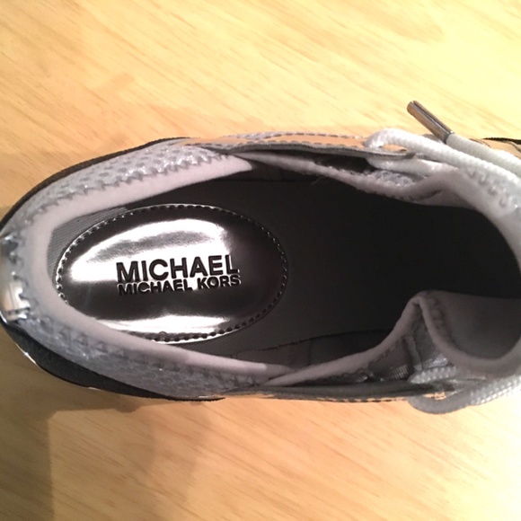 MICHAEL KORS  WEDGE SNEAKERS LIV TRAINER GLITTER NET MESH SHOES 43TOLVFS6D $155 - Picture 4 of 6